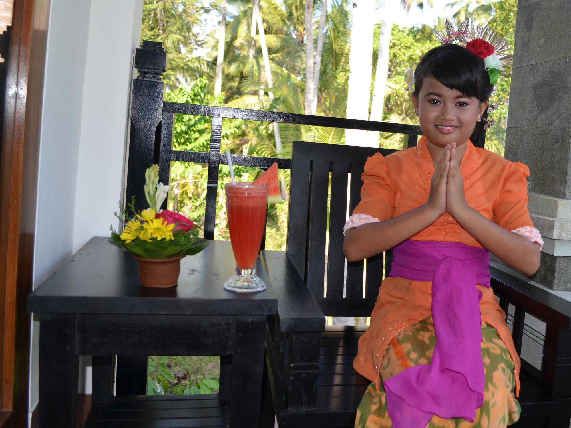 Hotel The Galuh Pekutatan Pulukan Exterior foto